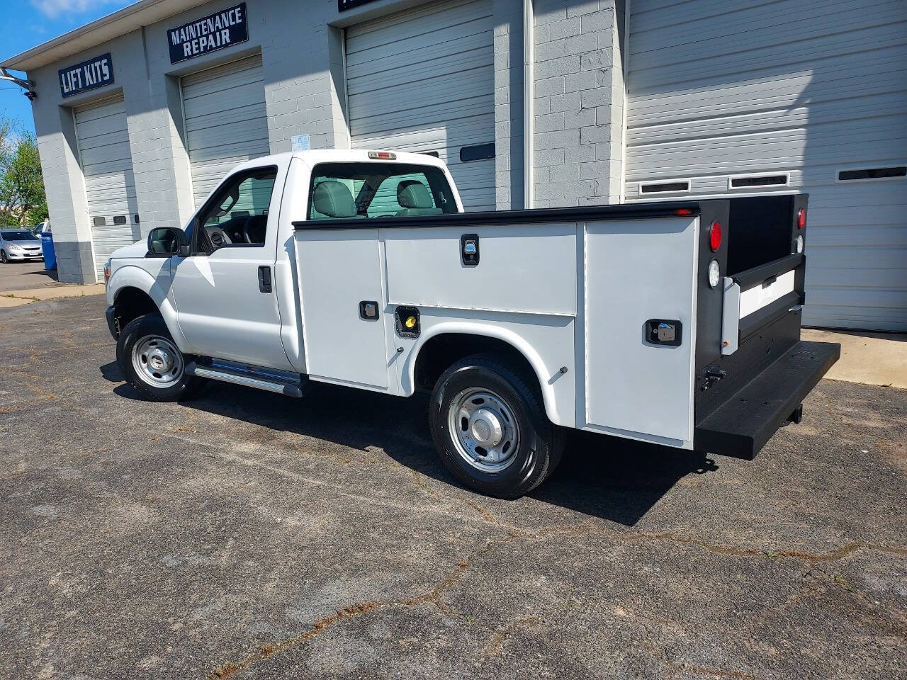 Used 2015 Ford F250 XL AWD/4WD image 2