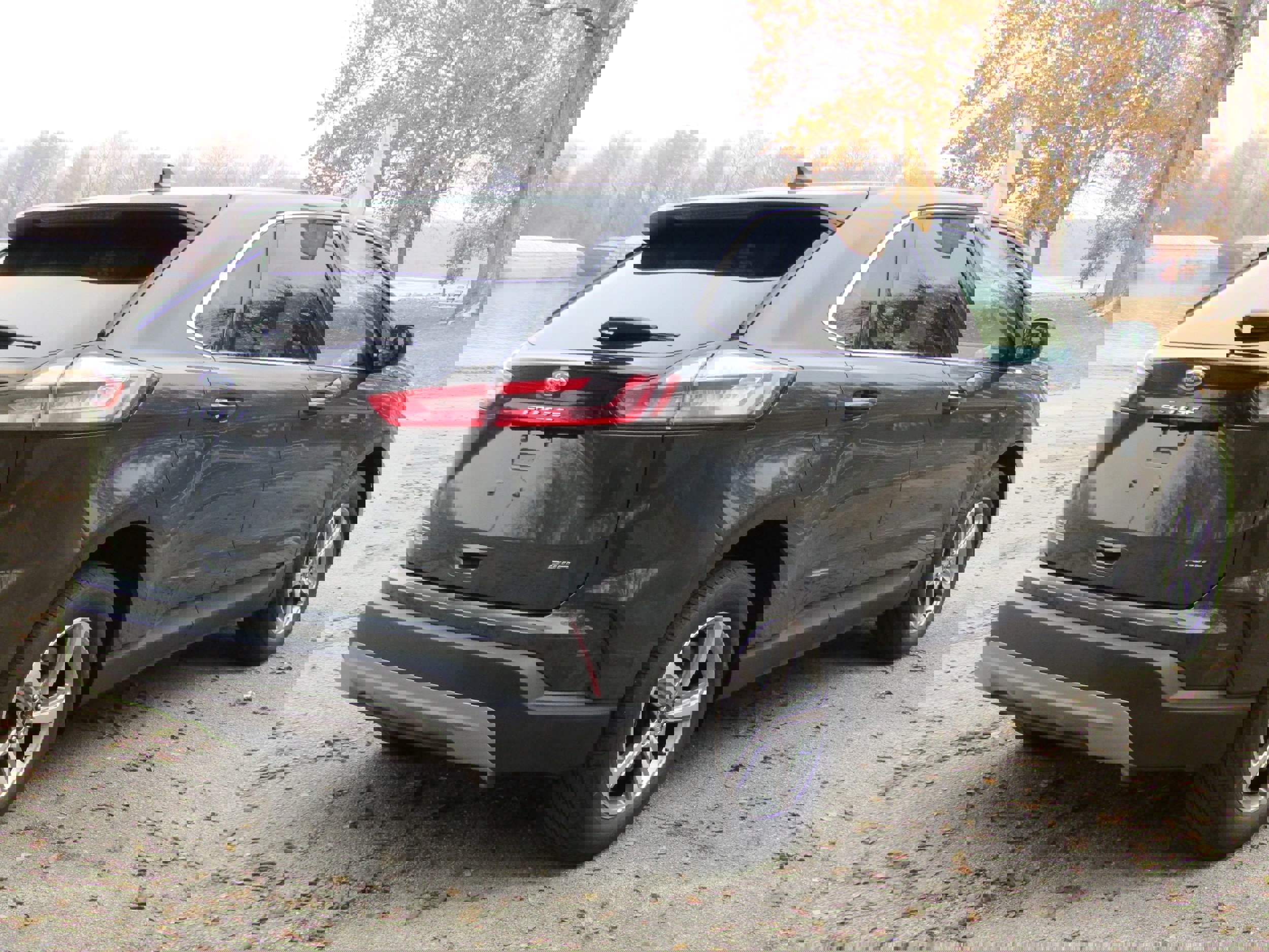 Certified 2024 Ford Edge SEL w/ Convenience Package image 4