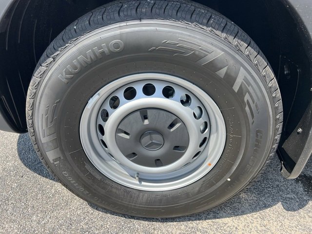 New 2023 Mercedes-Benz Sprinter 2500 image 17