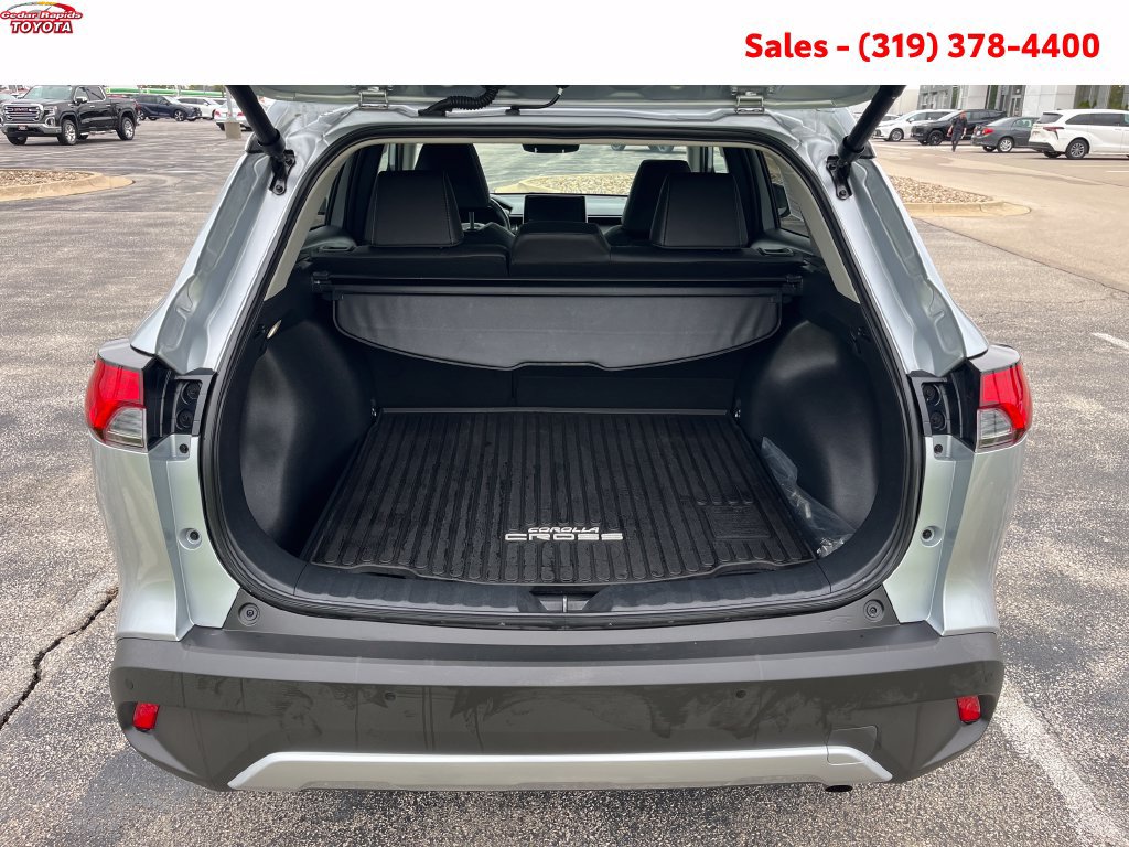 Certified 2024 Toyota Corolla Cross XLE w/ Convenience Package AWD/4WD image 6