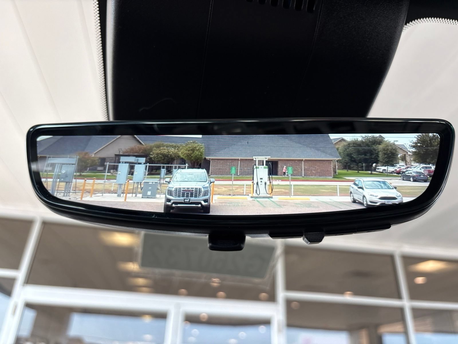 New 2026 GMC Sierra 2500 AT4 w/ AT4 Premium Plus Package AWD/4WD image 23