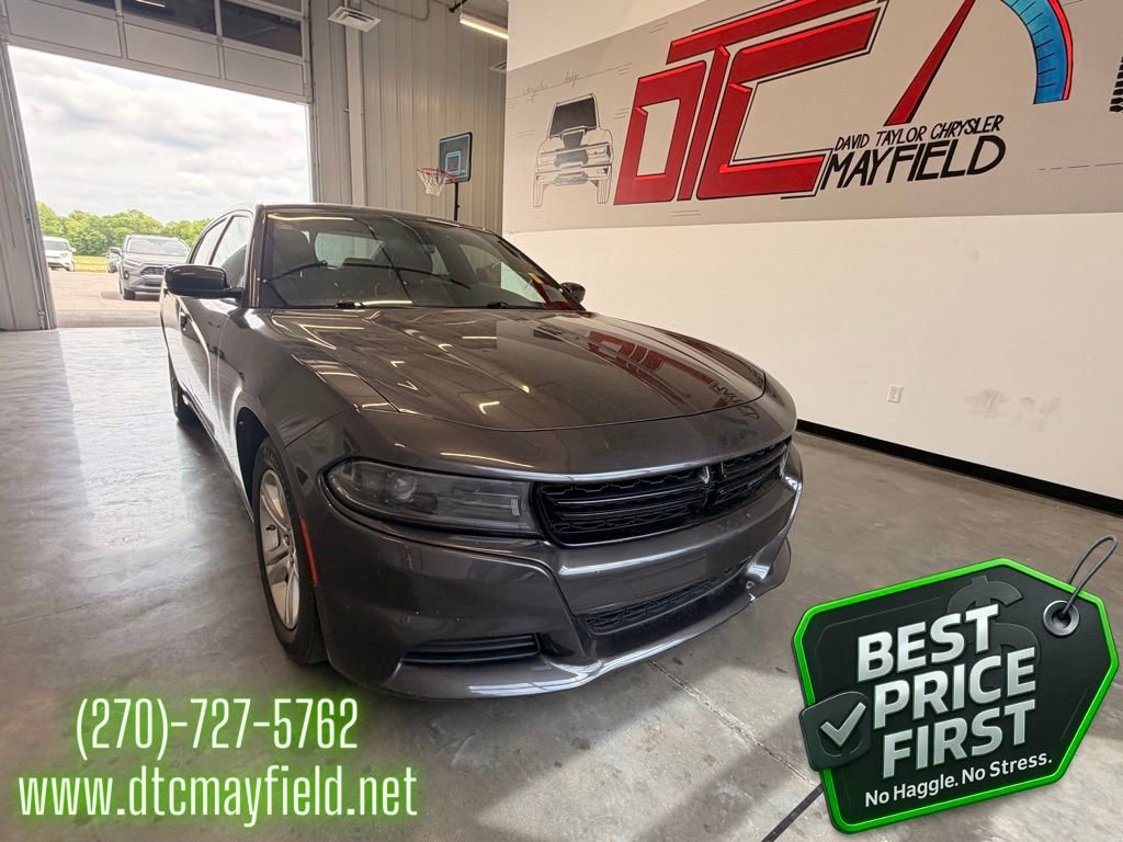 Used 2022 Dodge Charger SXT image 1