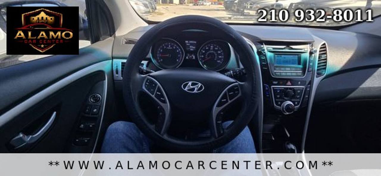 Used 2017 Hyundai Elantra GT FWD image 33