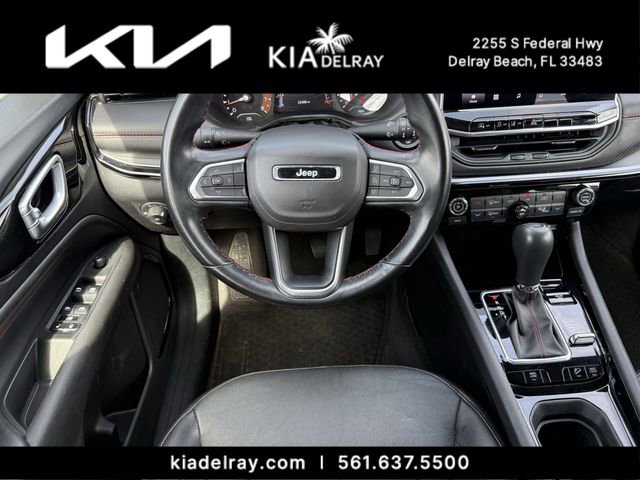 Used 2022 Jeep Compass Trailhawk w/ Trailhawk Convenience Group AWD/4WD image 14