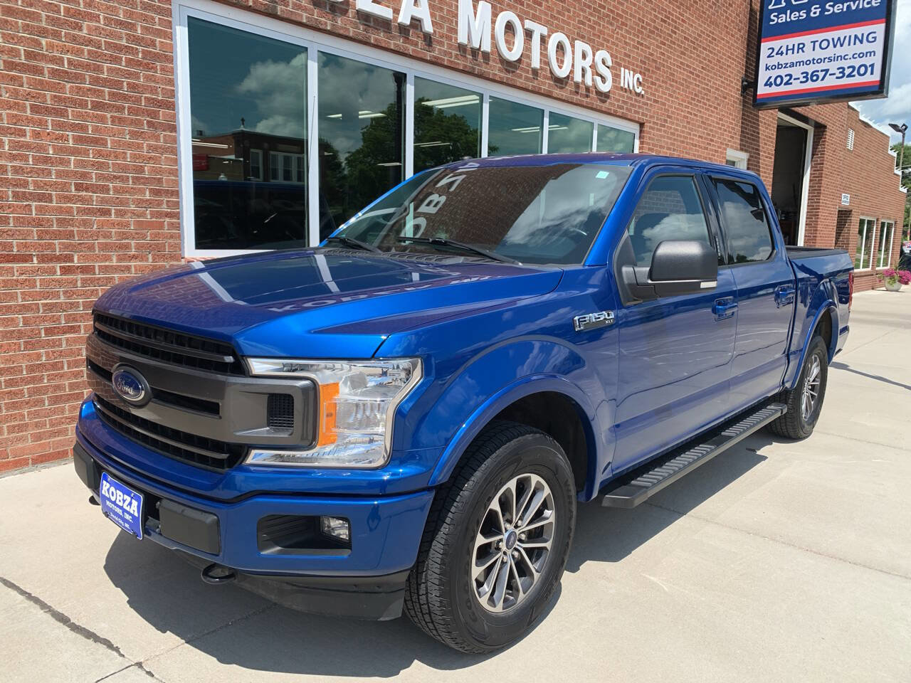 Used 2018 Ford F150 XLT image 4