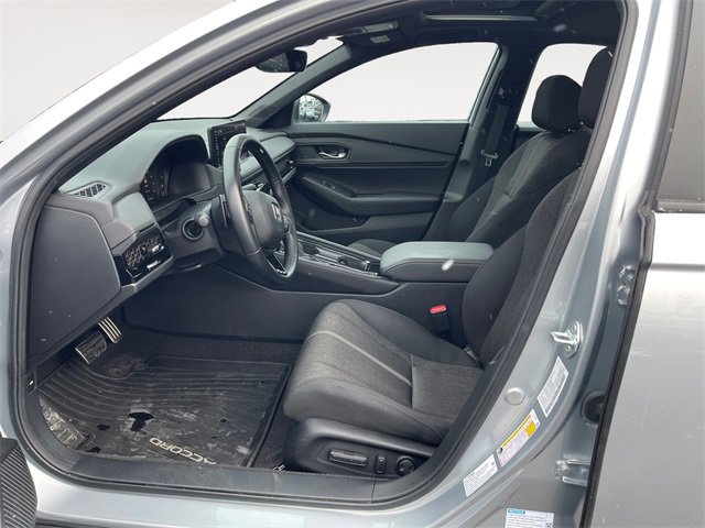 Used 2024 Honda Accord Sport image 9