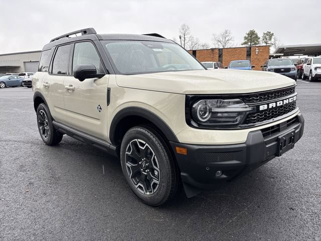 New 2025 Ford Bronco Sport Outer Banks w/ Outer Banks Tech Package+ image 2