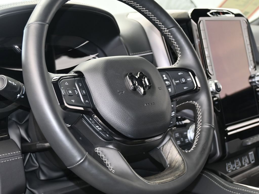 Used 2025 RAM 1500 Limited image 13