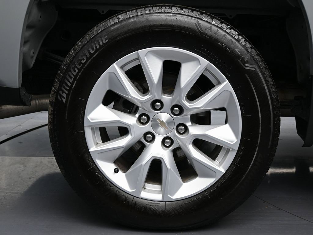 Used 2024 Chevrolet Silverado 1500 Custom image 11
