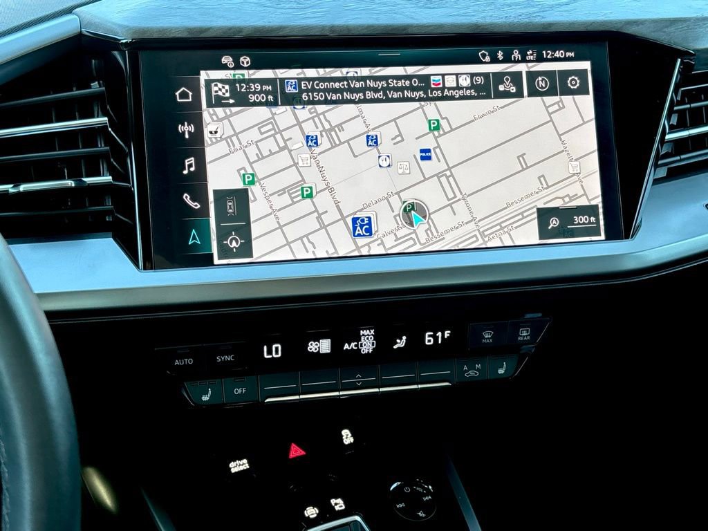 Used 2024 Audi Q4 e-tron Premium Plus w/ Premium Plus image 16