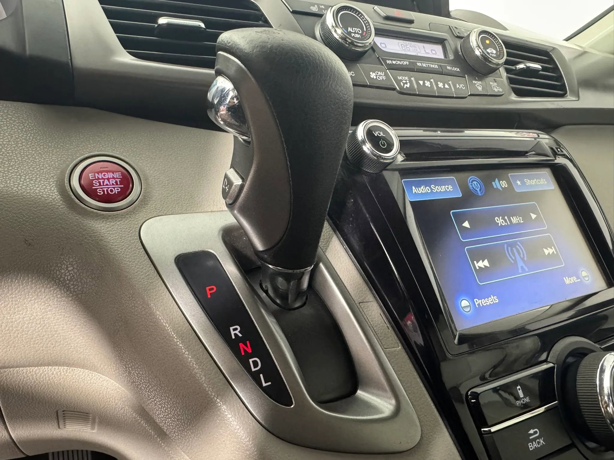 Used 2015 Honda Odyssey EX-L image 22