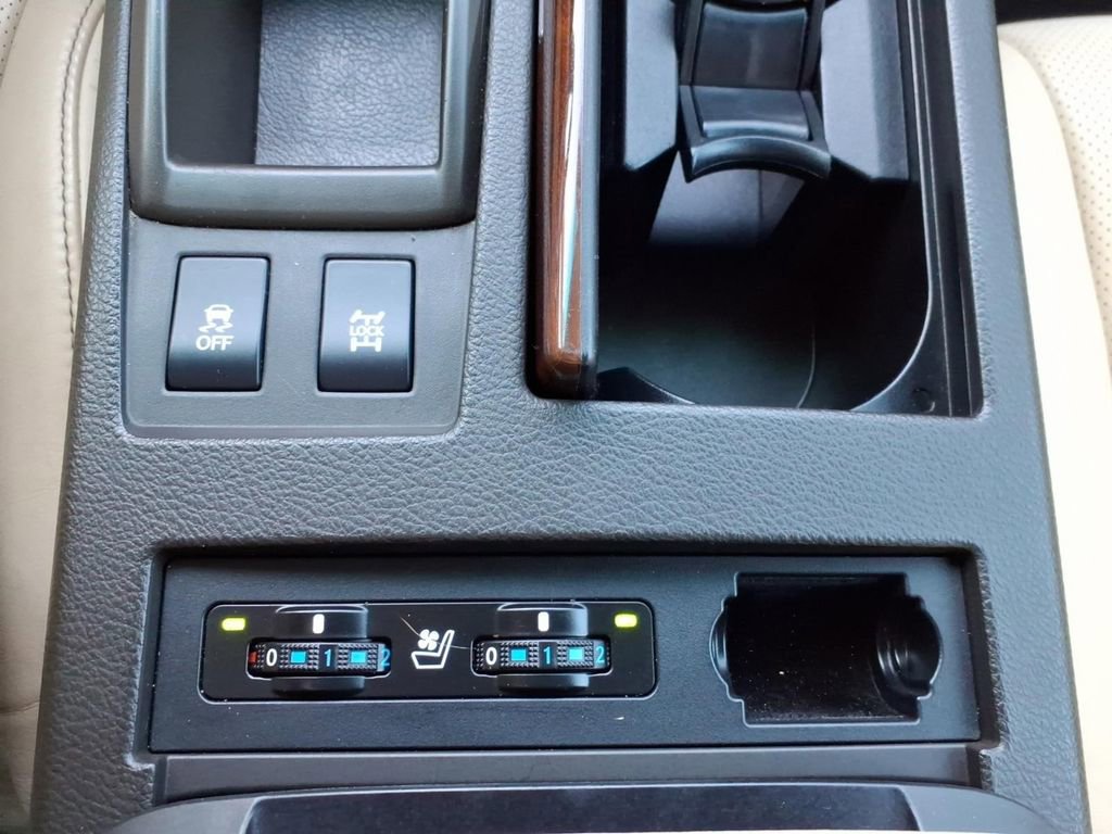 Used 2013 Lexus RX 350 AWD image 17