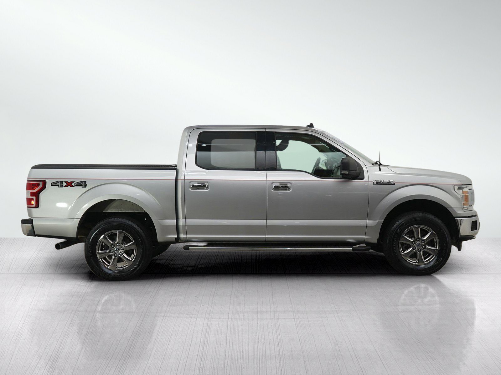 Used 2019 Ford F150 XLT w/ Equipment Group 302A Luxury AWD/4WD image 8