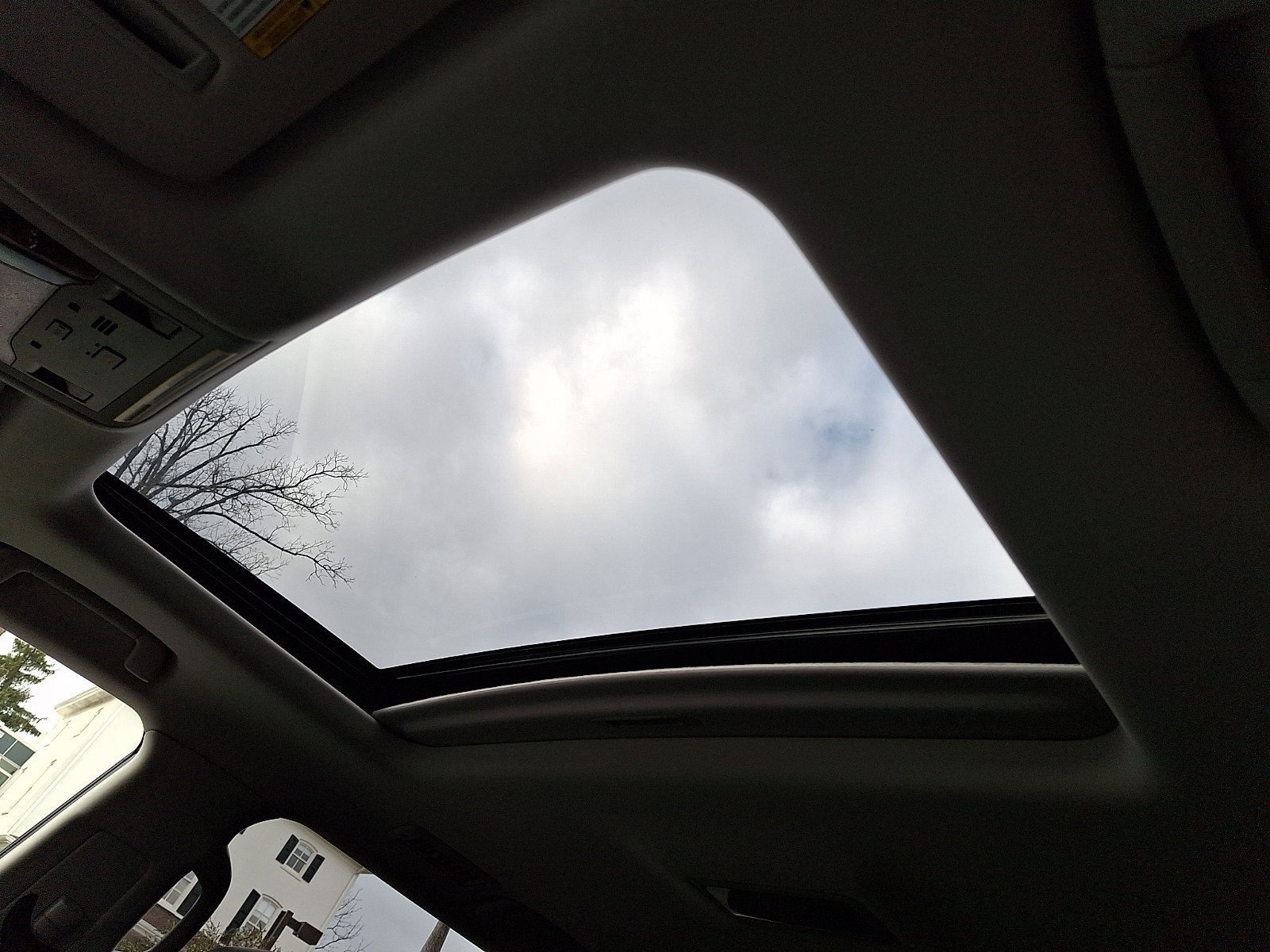 Certified 2020 Lexus LX 570 4WD w/ 3rd Row & Luxury Pkg image 14