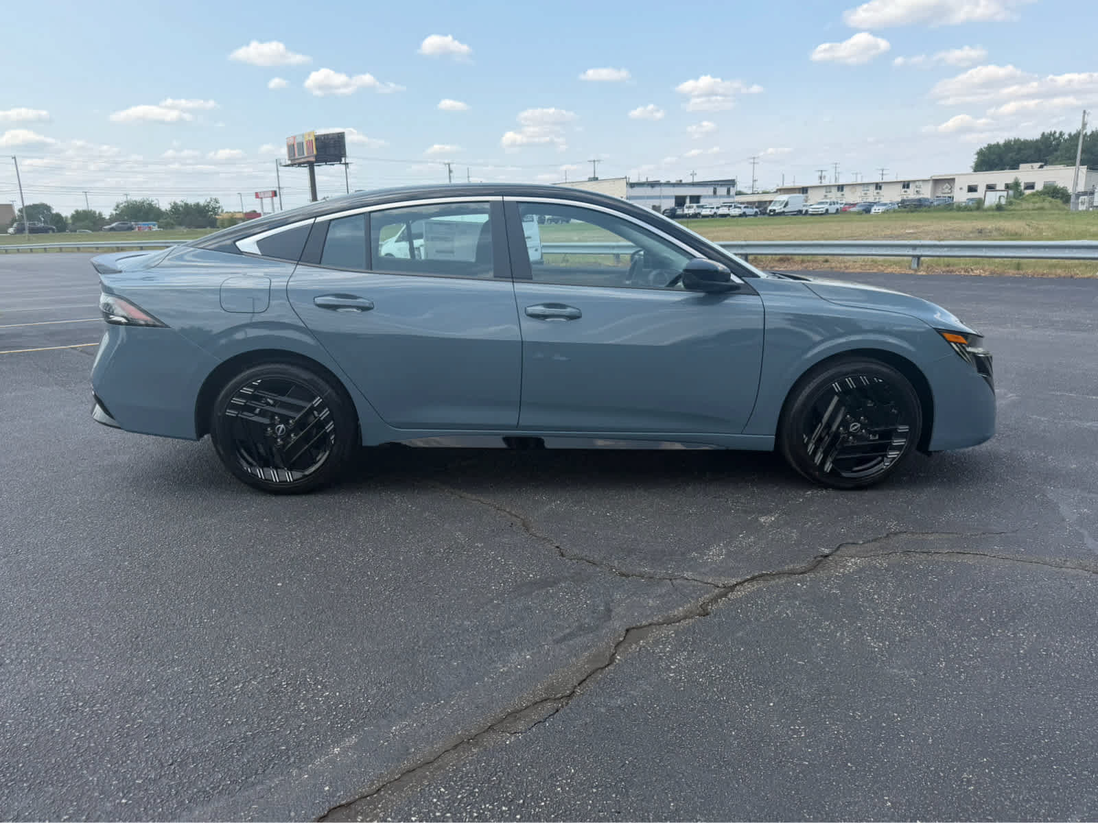 New 2026 Nissan Sentra SR FWD image 8
