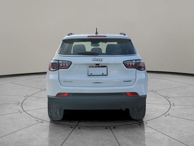 Certified 2022 Jeep Compass Latitude w/ Convenience Group image 11