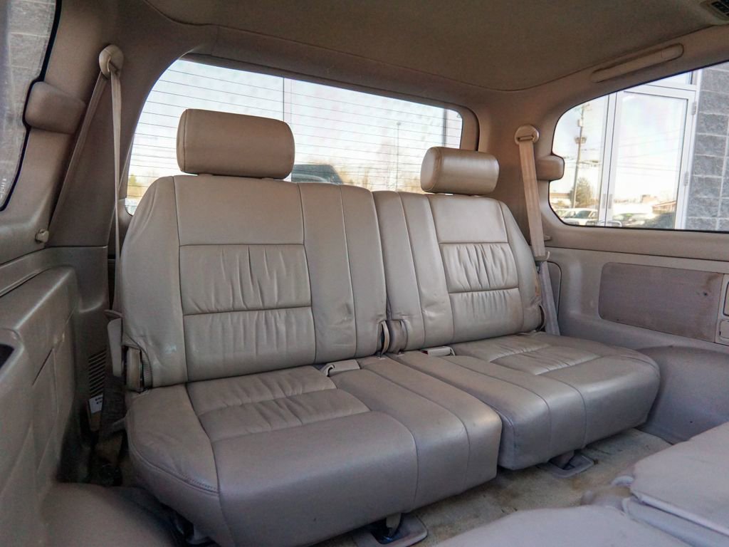 Used 2000 Toyota Land Cruiser image 30