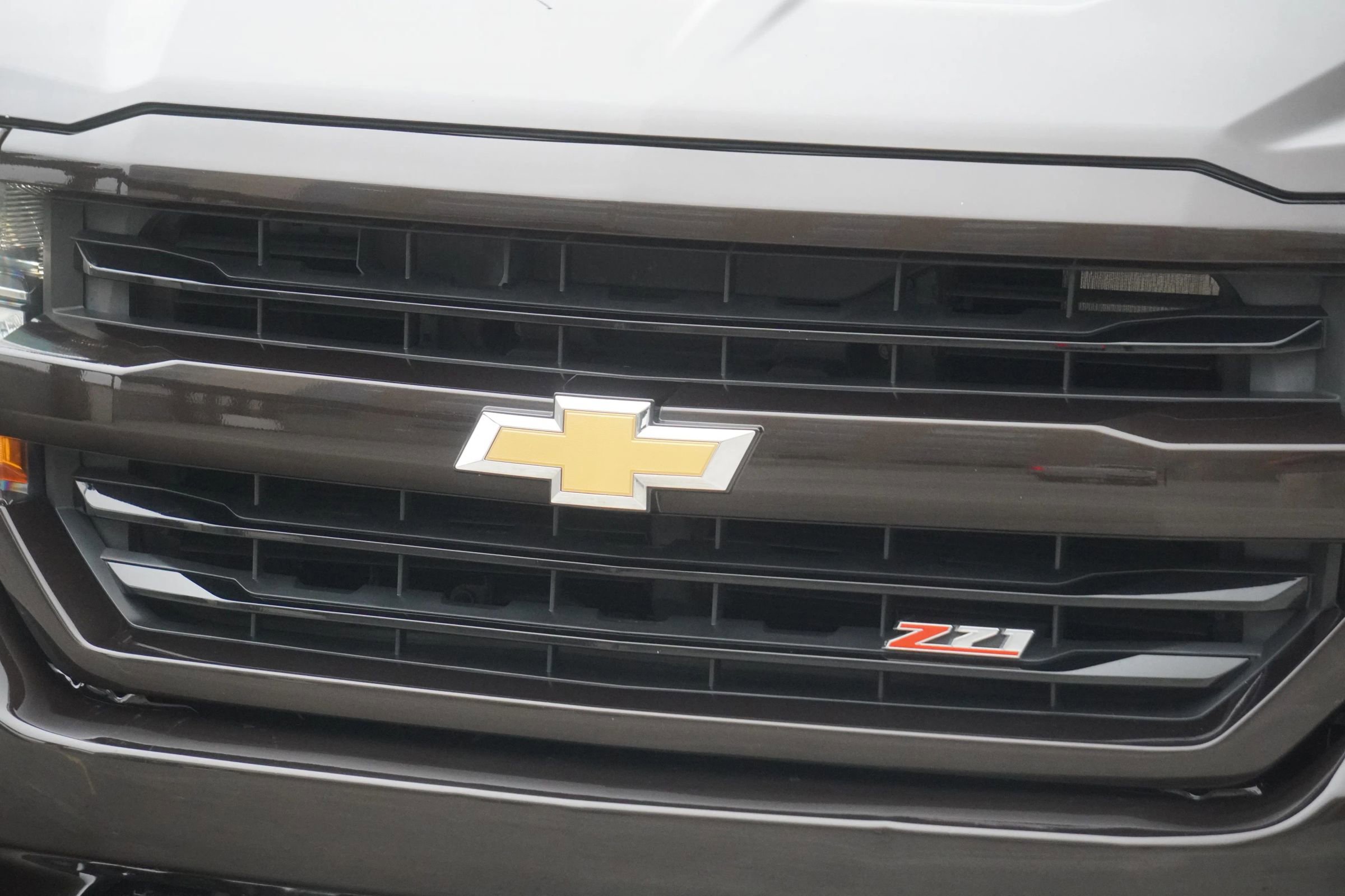Used 2018 Chevrolet Silverado 1500 LT w/ All Star Edition AWD/4WD image 18