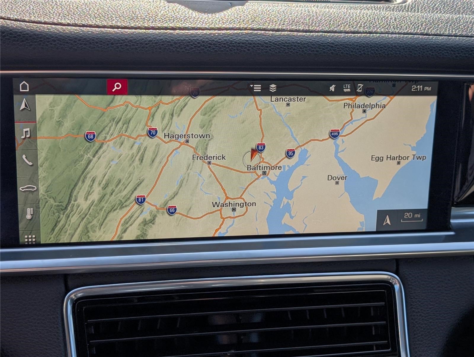 Used 2018 Porsche Panamera 4S image 31