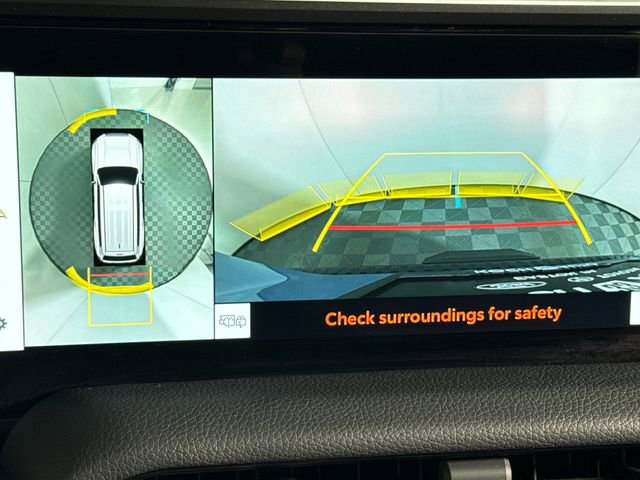 Used 2025 Toyota Land Cruiser w/ Premium Package image 37