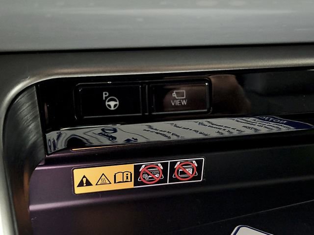 New 2026 Lexus TX 500h AWD image 21