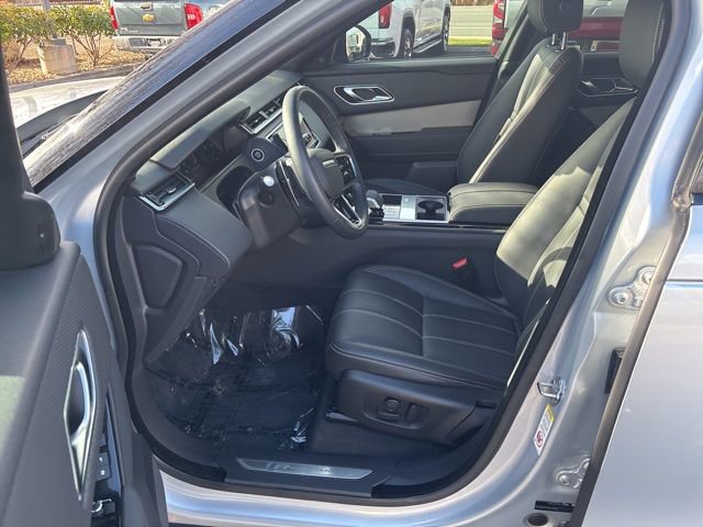 Used 2023 Land Rover Range Rover Velar R-Dynamic S image 15