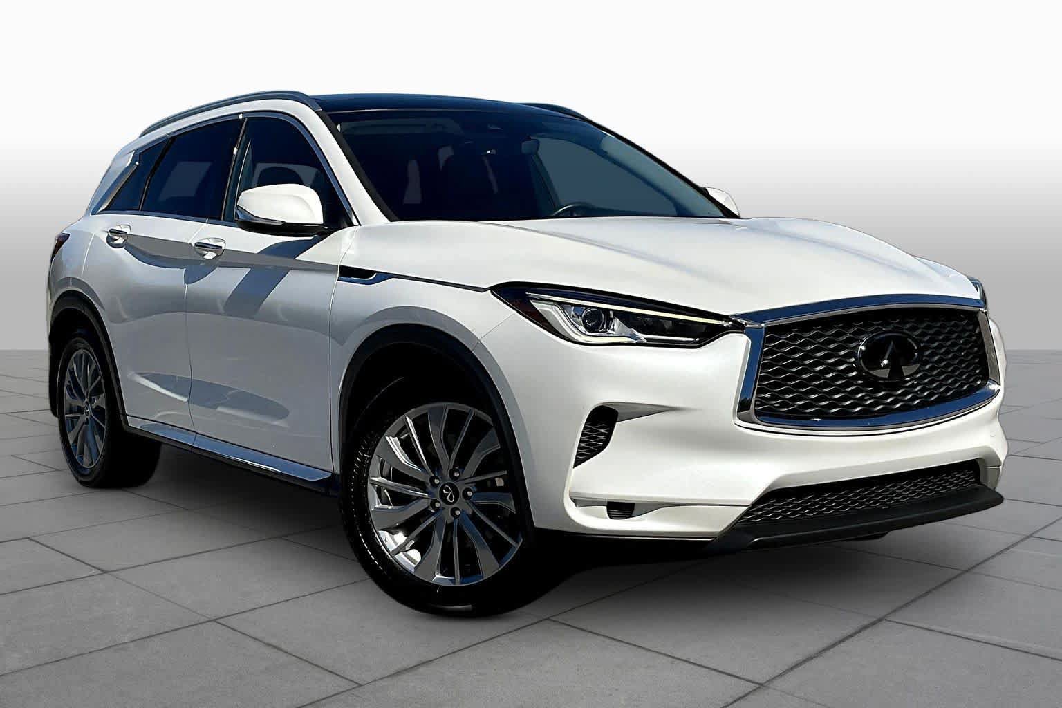 Used 2024 INFINITI QX50 Luxe FWD image 3