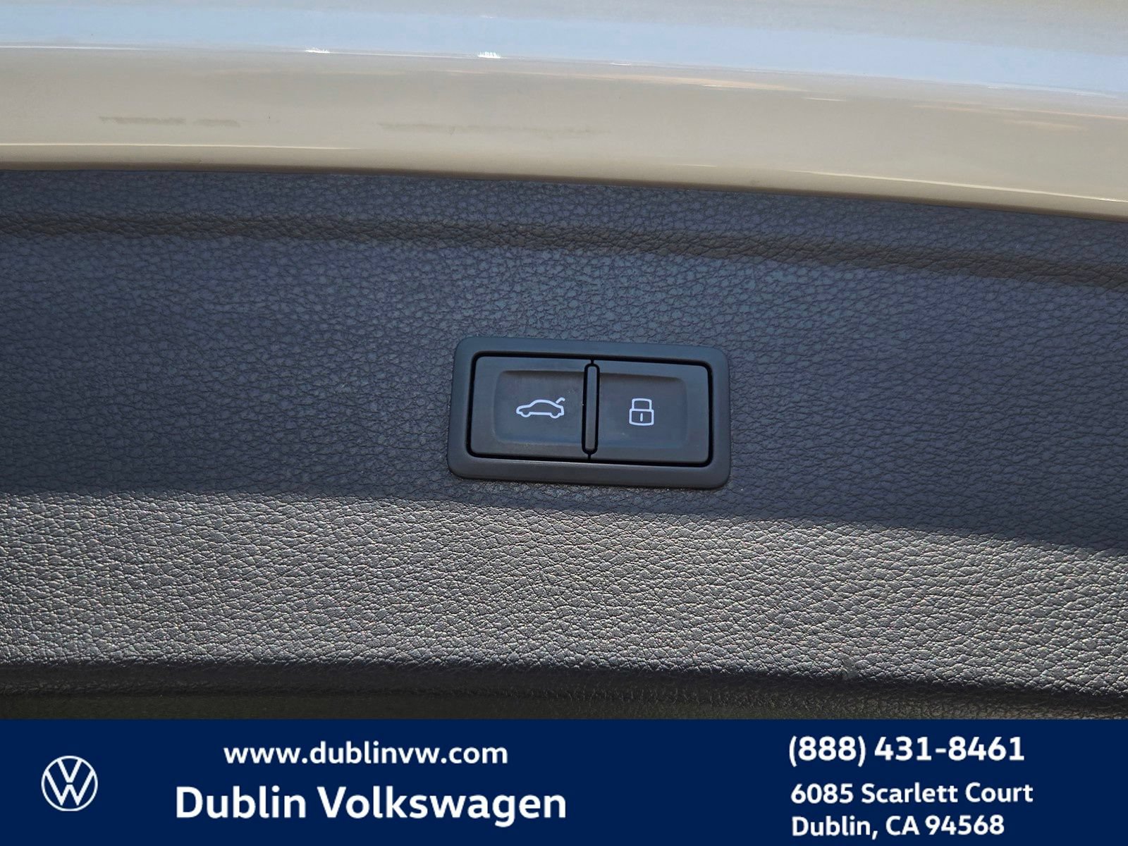 Used 2023 Audi Q5 2.0T Premium w/ Convenience Package AWD/4WD image 27