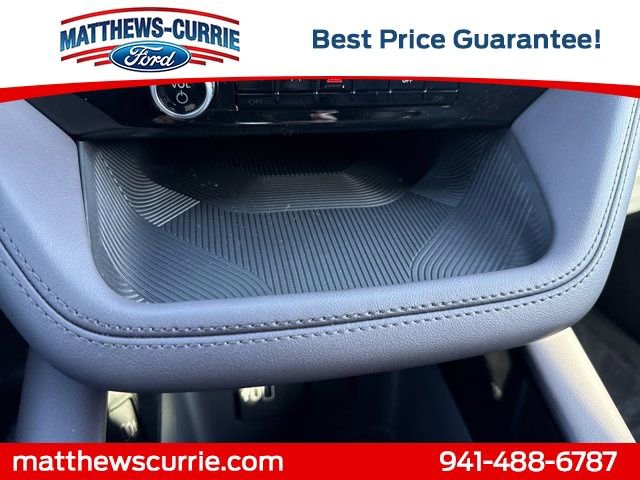 New 2026 Ford Explorer Platinum image 21