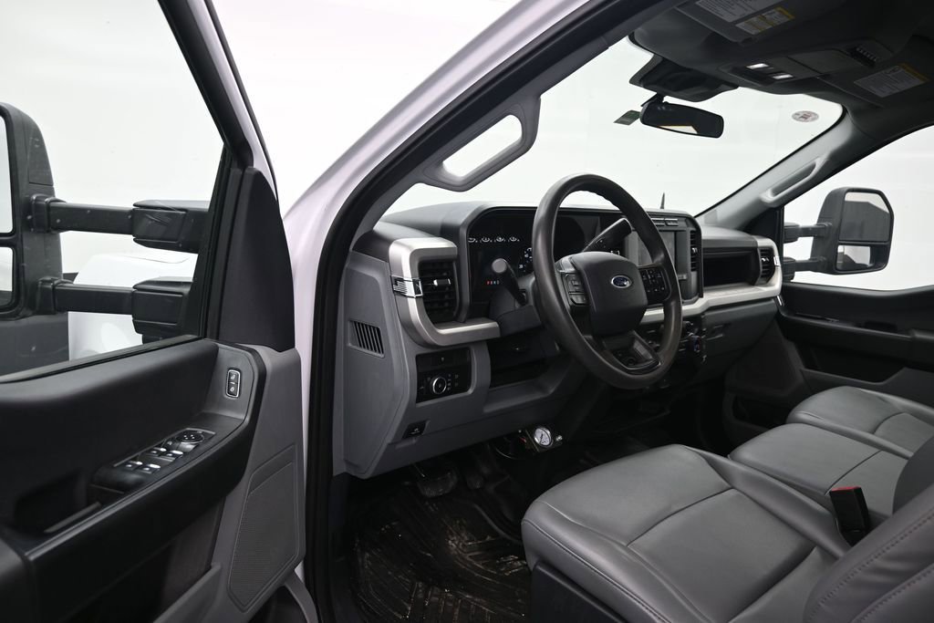 Used 2024 Ford F250 XL w/ 360-Degree Camera Package AWD/4WD image 10