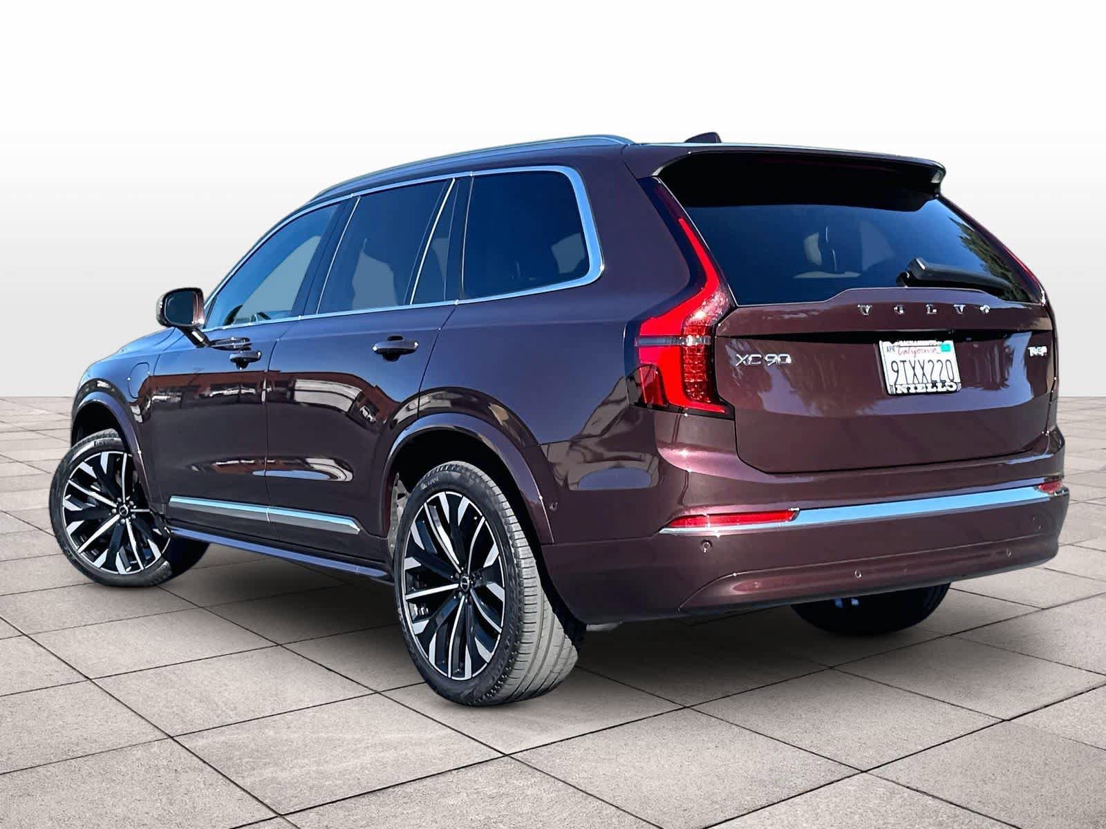 Used 2025 Volvo XC90 T8 Ultra AWD/4WD image 15