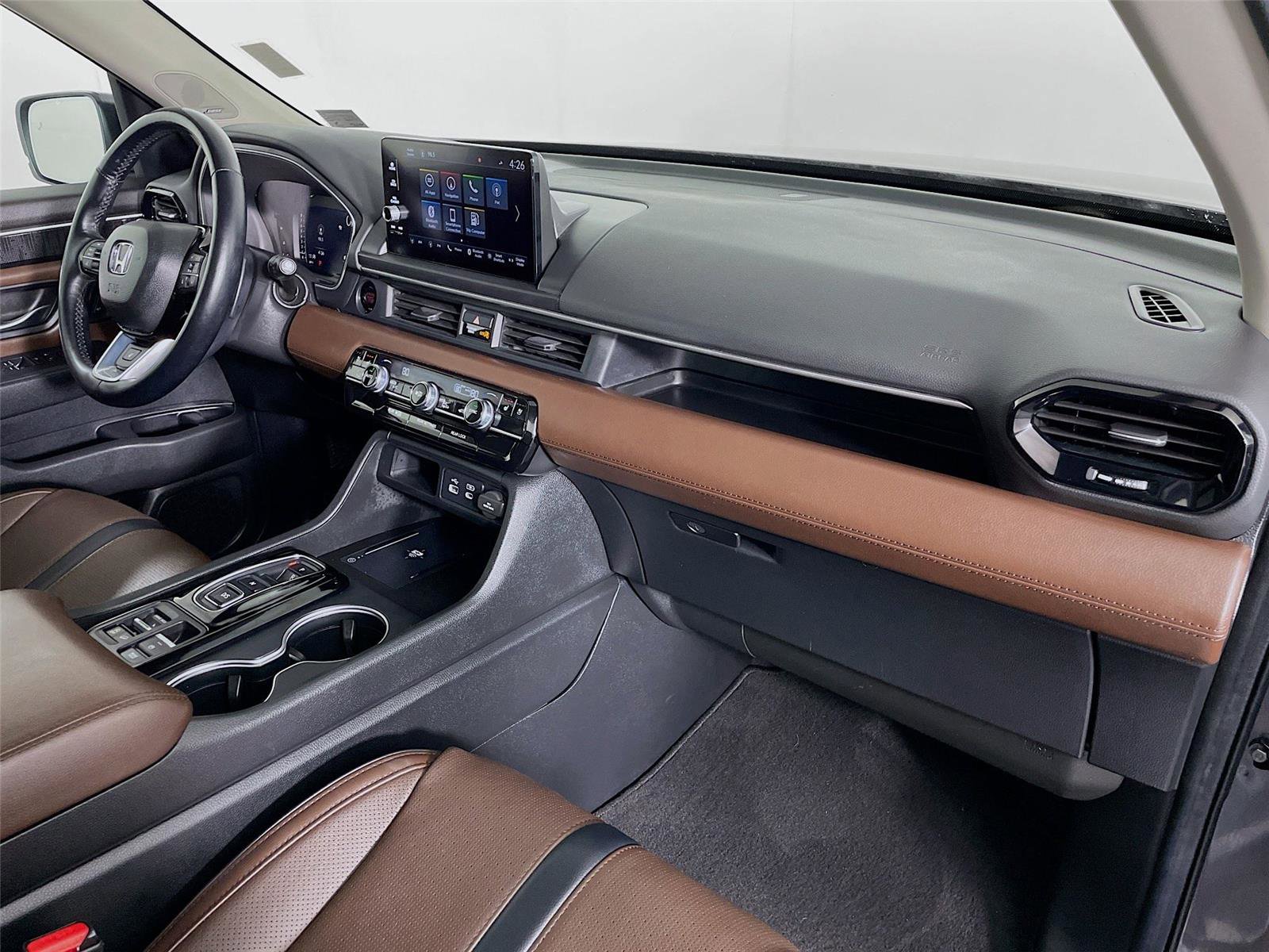 Used 2024 Honda Pilot Elite image 37