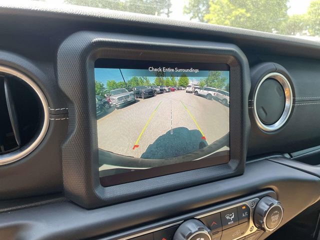Used 2022 Jeep Wrangler Unlimited Rubicon 4xe AWD/4WD image 32