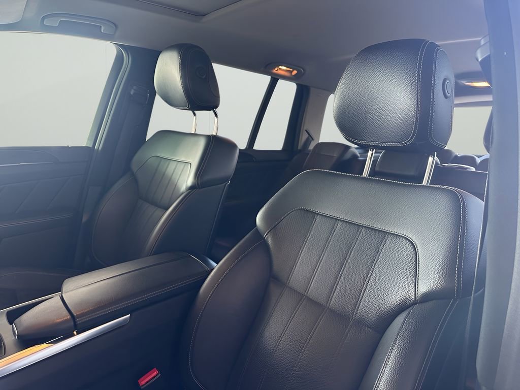 Used 2016 Mercedes-Benz GL 450 4MATIC image 12