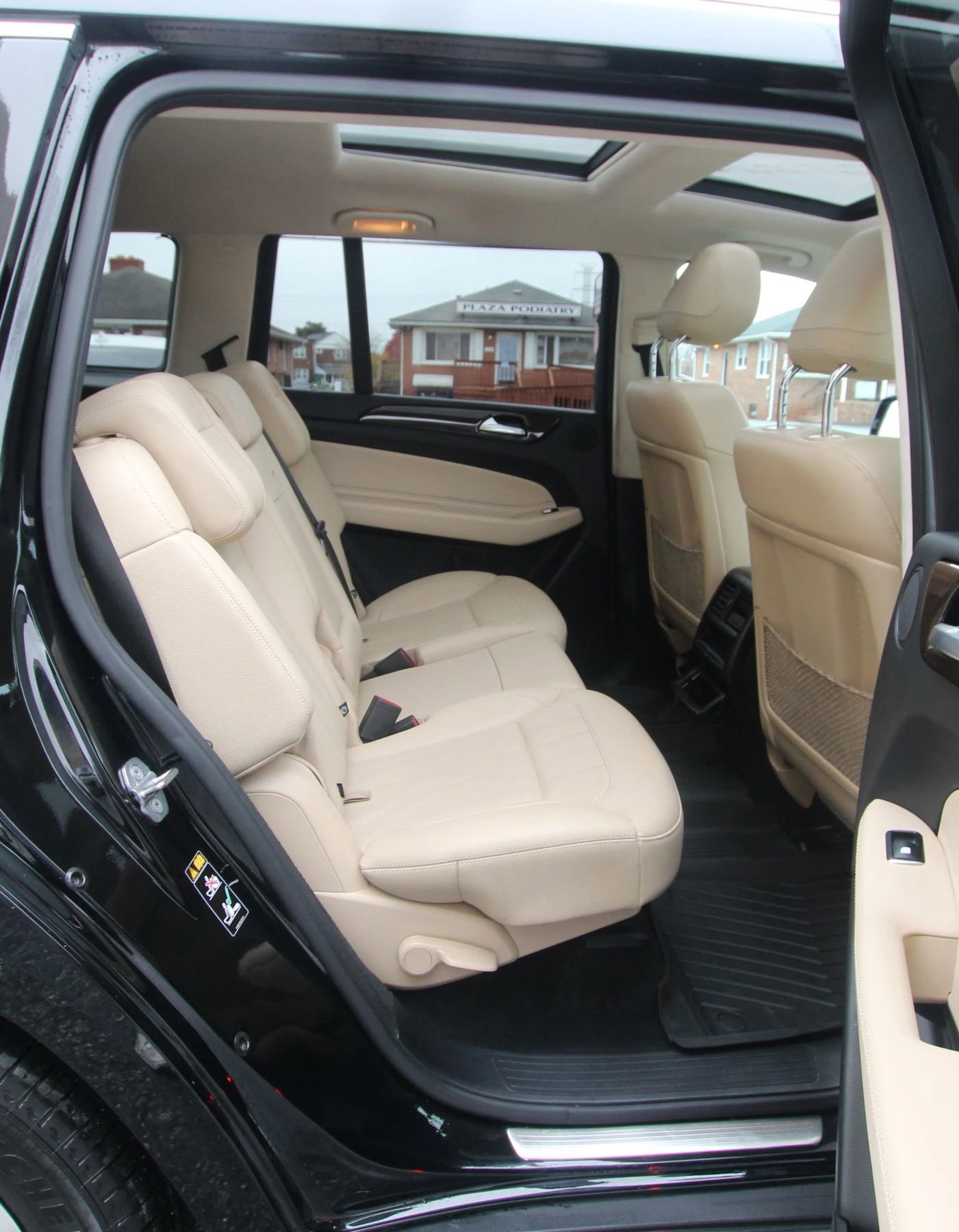 Used 2018 Mercedes-Benz GLS 450 4MATIC w/ Premium Package image 12