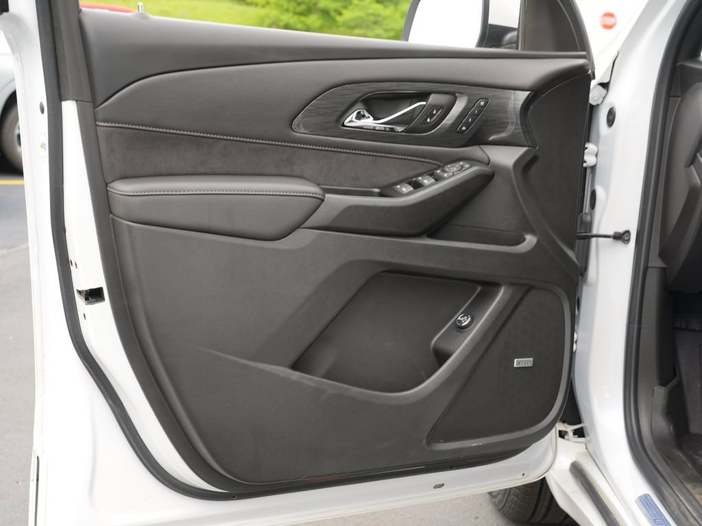 Certified 2023 Chevrolet Traverse High Country AWD/4WD image 14