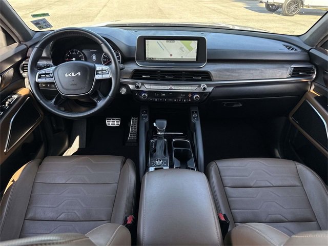 Used 2022 Kia Telluride SX w/ SX Prestige Package image 19