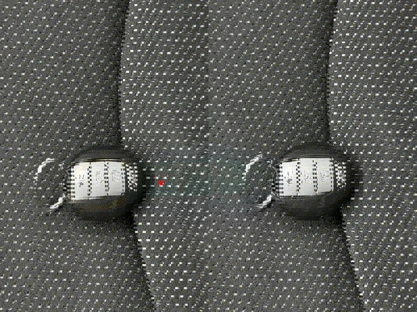 Used 2020 Nissan 370Z Touring Sport image 13