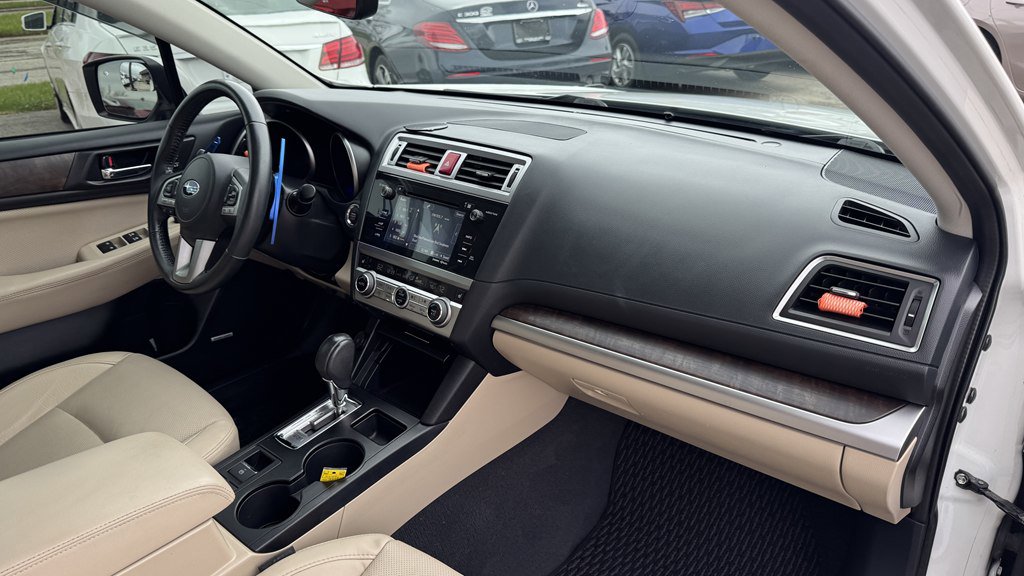 Used 2017 Subaru Outback 3.6R Limited image 29