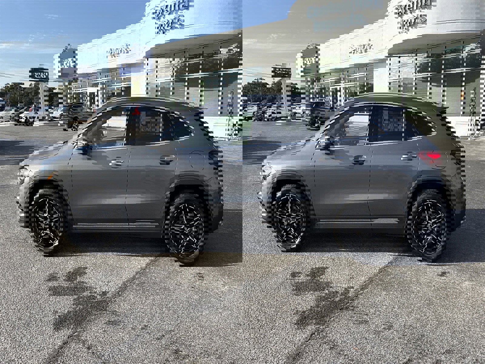 New 2026 Mercedes-Benz GLA 250 image 2