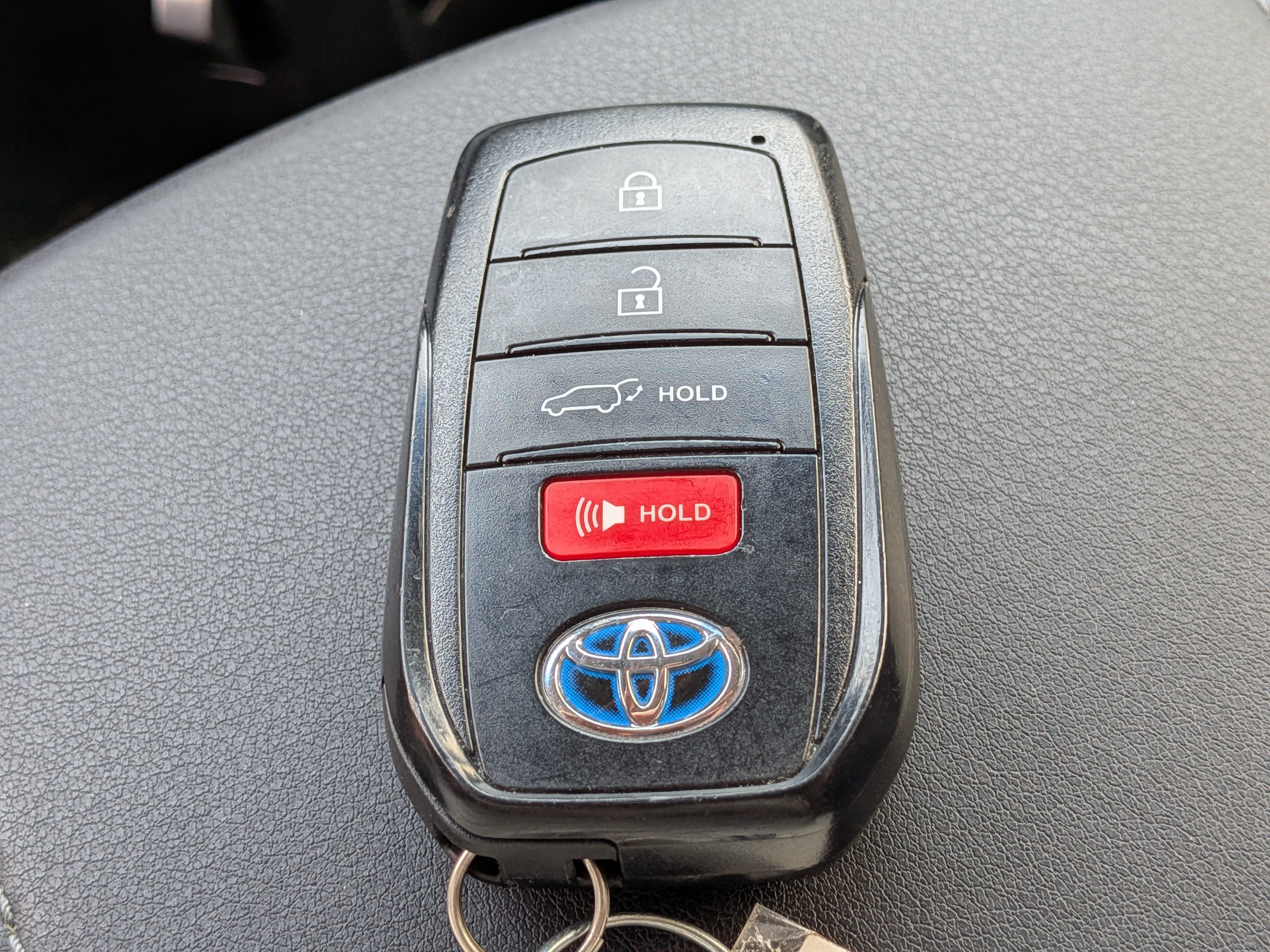 Used 2022 Toyota Venza LE AWD/4WD image 34