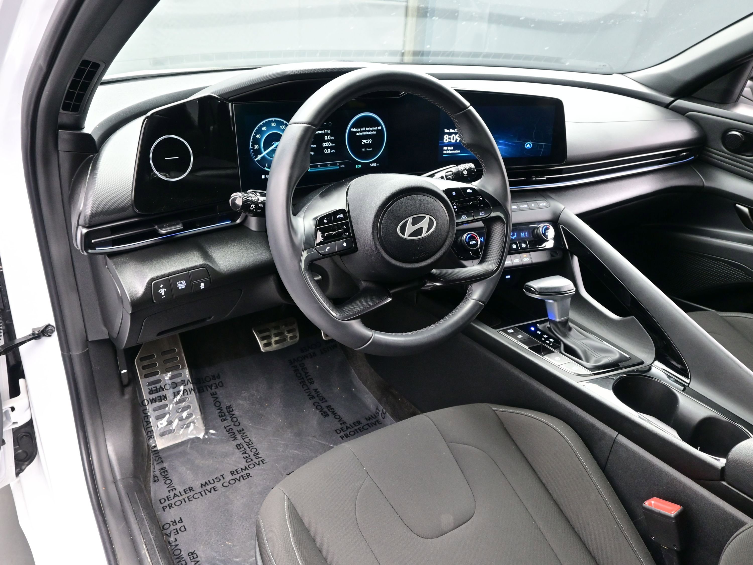 Certified 2025 Hyundai Elantra SEL image 13