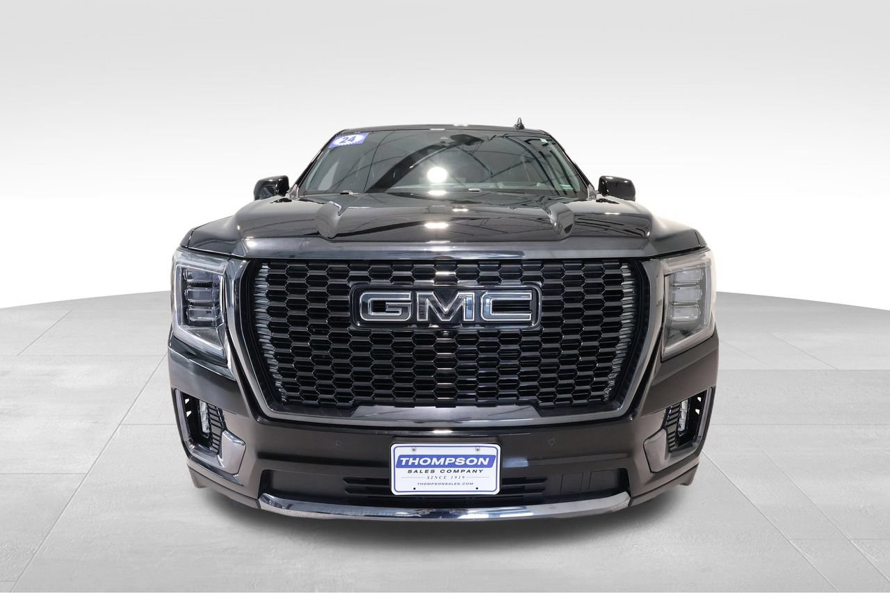 Used 2024 GMC Yukon XL Denali Ultimate AWD/4WD image 7