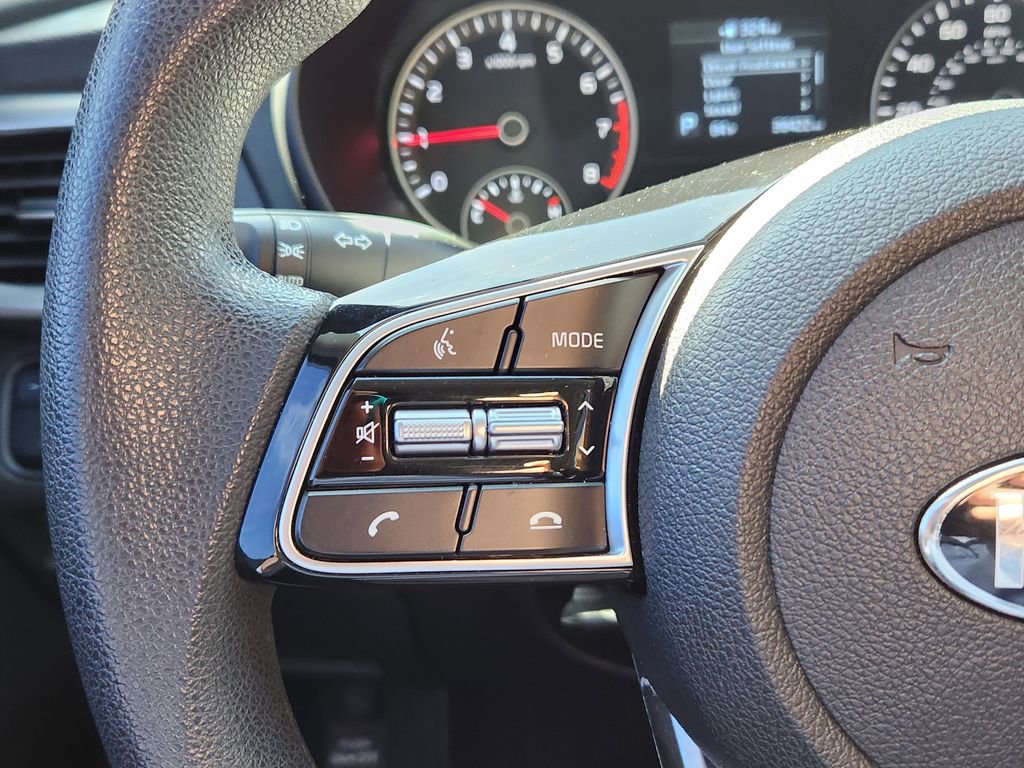 Used 2020 Kia Optima LX image 21