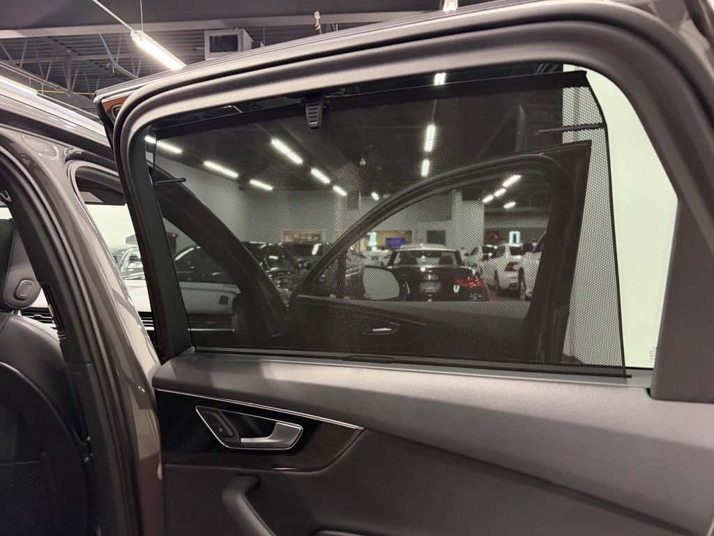 Used 2018 Audi Q7 3.0T Prestige AWD/4WD image 28