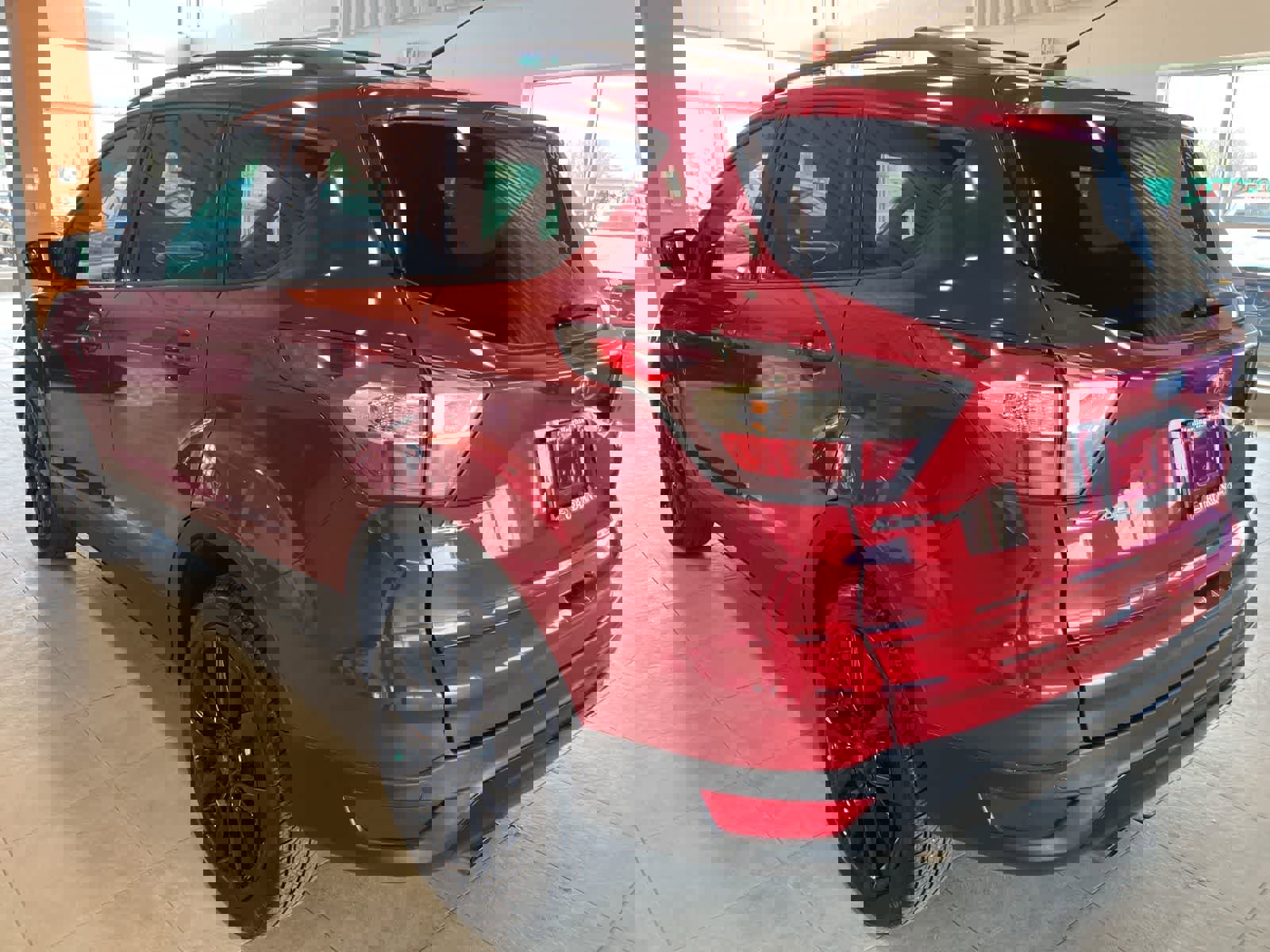 Used 2017 Ford Escape SE w/ Equipment Group 201A FWD image 7