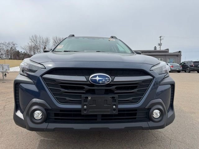 Used 2024 Subaru Outback Premium AWD/4WD image 2