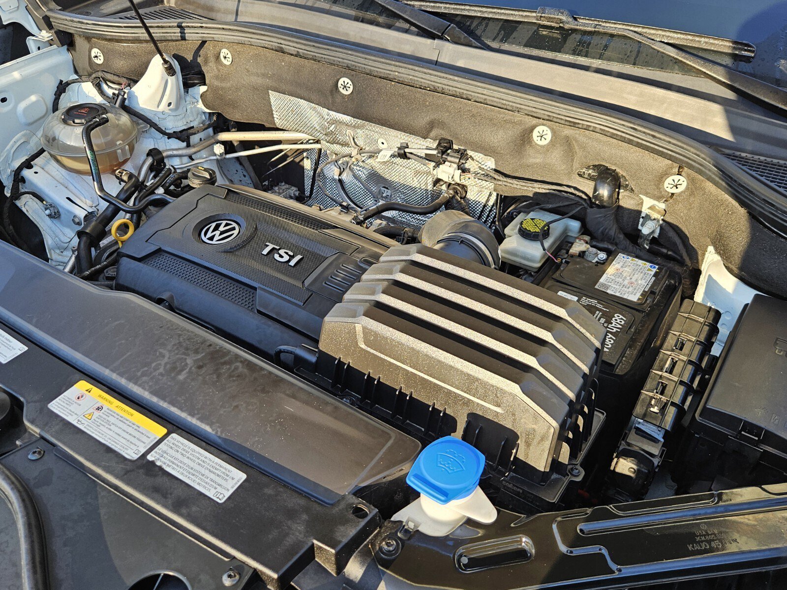 Used 2021 Volkswagen Atlas Cross Sport S image 28