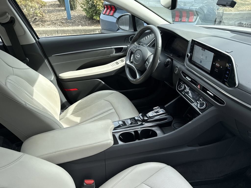 Used 2023 Hyundai Sonata Limited w/ Cargo Package image 28