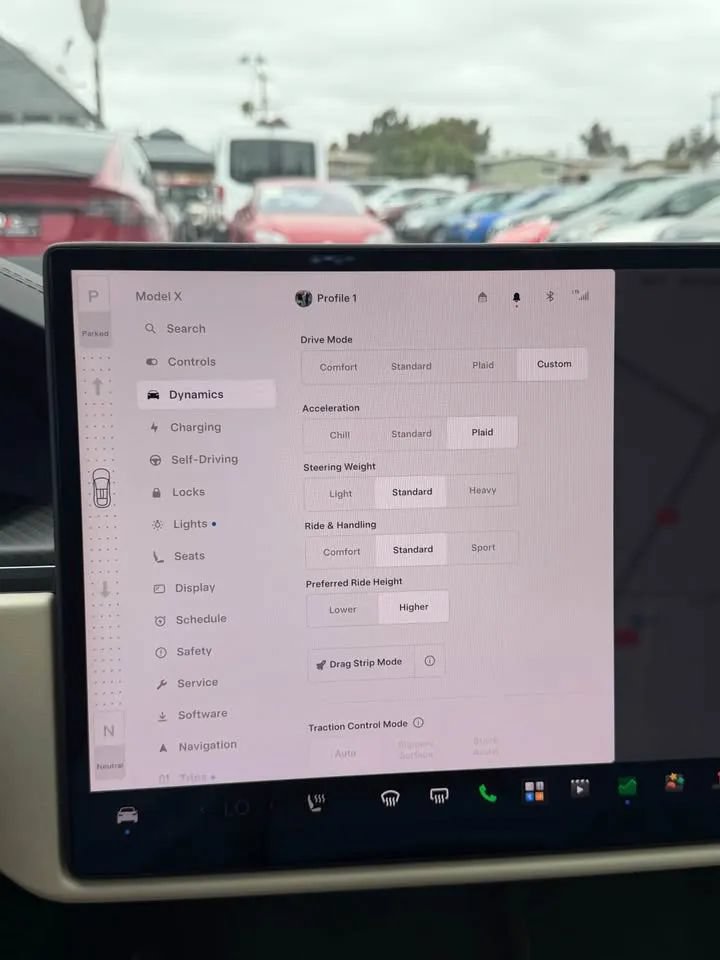 Used 2026 Tesla Model X Plaid AWD/4WD image 12